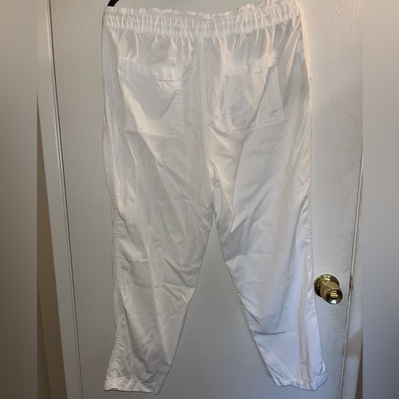 Women’s White Elastic waist pull on Drawstring Straight Leg Pants Size L LOFT - Picture 6 of 7